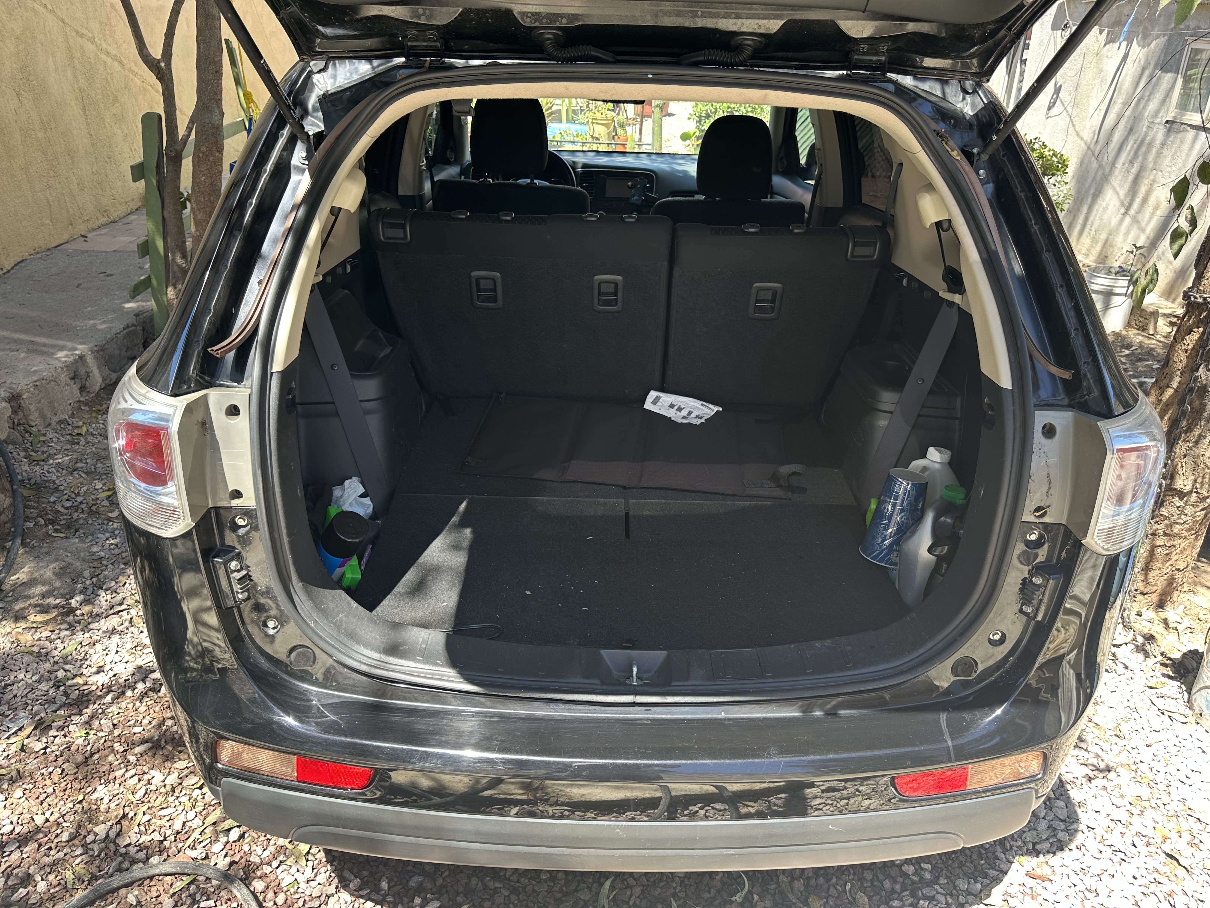 Used 2014 Mitsubishi Outlander SE FWD image 8
