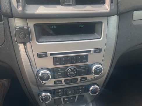 Used 2012 Ford Fusion SE FWD image 8