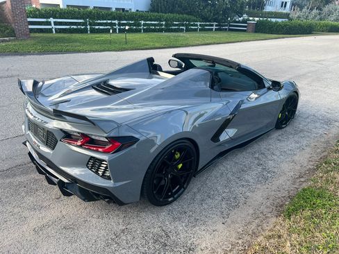 Used 2024 Chevrolet Corvette Stingray Premium Conv w/ Z51 Performance Package image 8