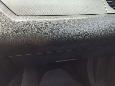 Used 2010 Ford Mustang Coupe image 10