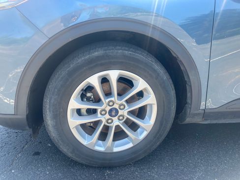 Used 2020 Ford Escape SE FWD image 11