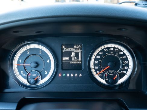 Used 2018 RAM 3500 Big Horn image 25