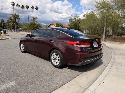 Used 2019 Kia Optima LX image 9