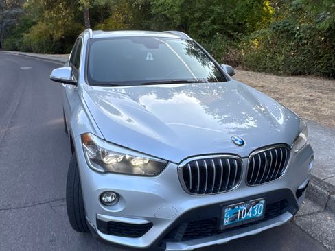 Used 2016 BMW X1 xDrive28i AWD/4WD image 4
