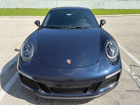 Used 2018 Porsche 911 GT3 RS image 5
