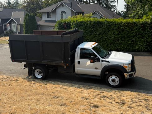 Used 2016 Ford F550 4x4 Regular Cab Super Duty image 14