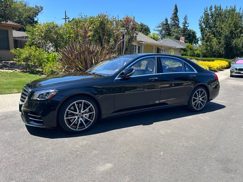 Used 2019 Mercedes-Benz S 560 Sedan image 11