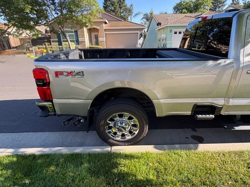 Used 2024 Ford F350 Lariat w/ Lariat Ultimate Package AWD/4WD image 10