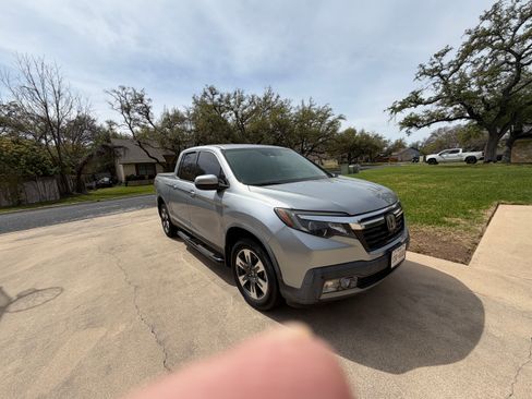 Used 2019 Honda Ridgeline RTL-E image 1