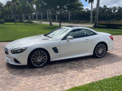 Used 2019 Mercedes-Benz SL 450 image 4