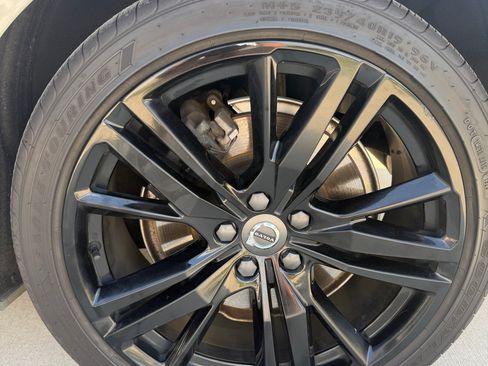 Used 2019 Volvo S60 T6 R-Design AWD/4WD image 16