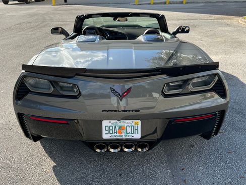 Used 2016 Chevrolet Corvette Z06 w/ 3LZ Preferred Equipment Group RWD image 4