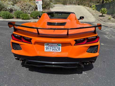 Used 2022 Chevrolet Corvette Stingray Premium Conv w/ Z51 Performance Package image 24