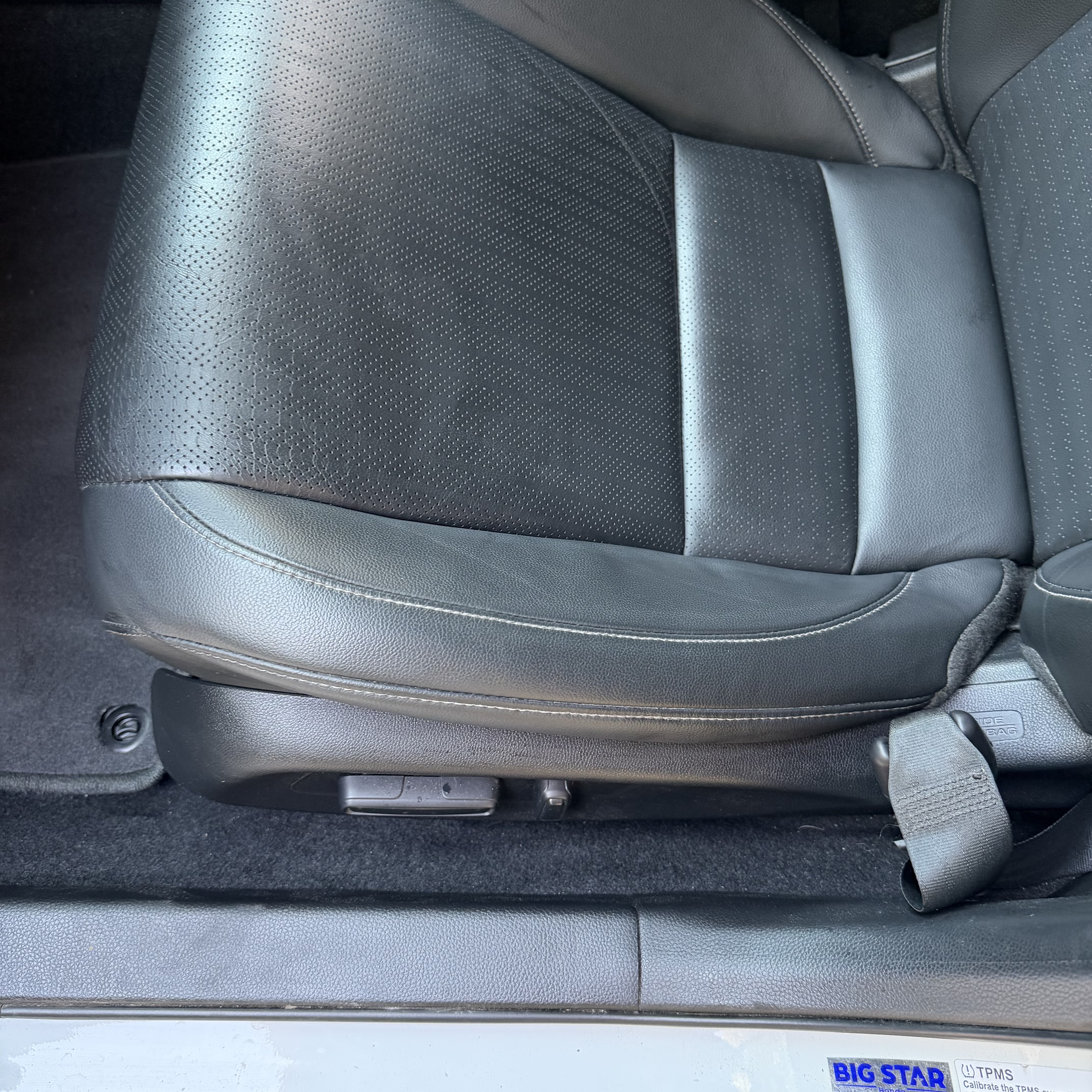 Used 2024 Honda Civic EX-L image 11