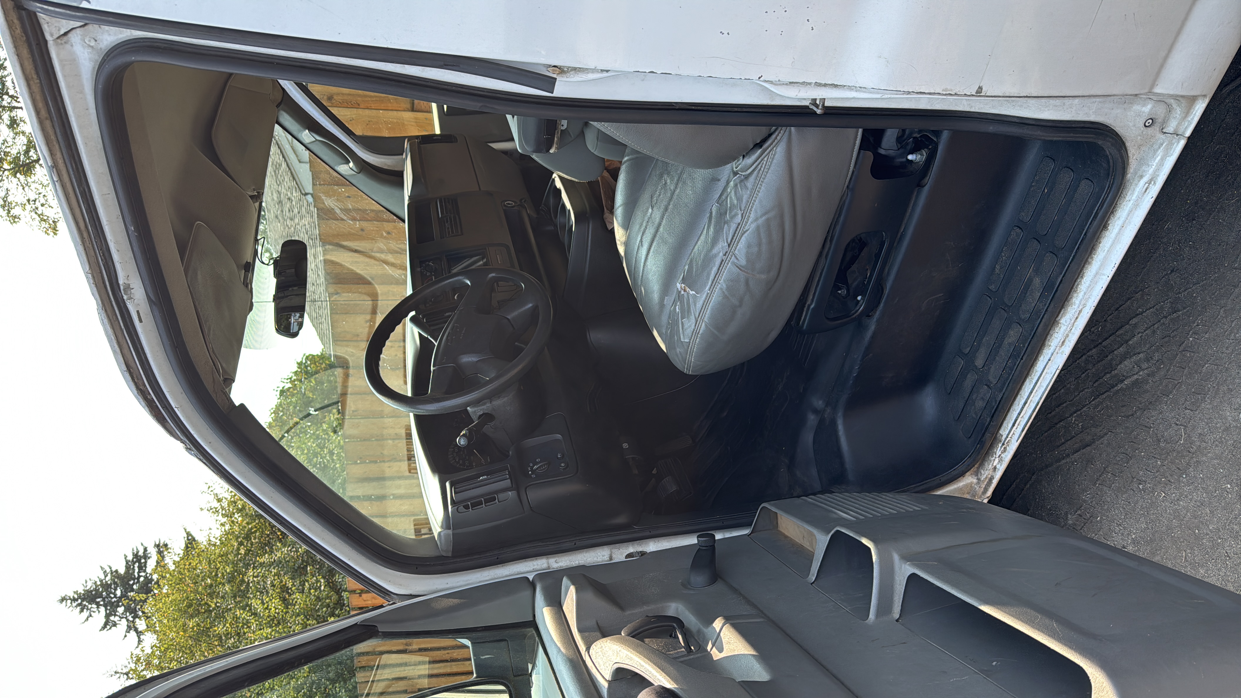 Used 2007 Chevrolet Express 1500 RWD image 4
