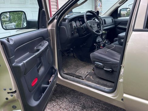 Used 2003 Dodge Ram 2500 Truck SLT AWD/4WD image 9