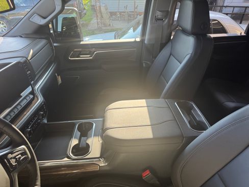 Used 2025 Chevrolet Silverado 2500 LT w/ All Star Edition image 16