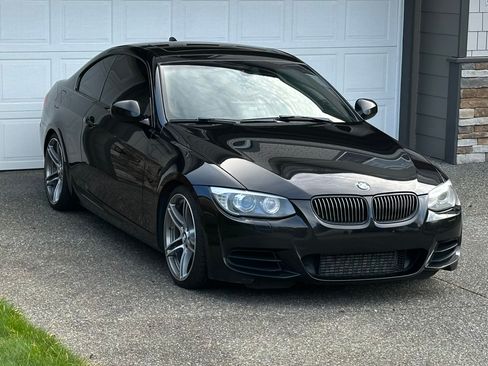 Used 2011 BMW 335is Coupe image 13