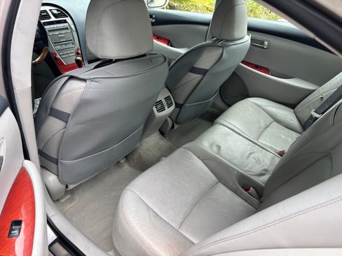 Used 2007 Lexus ES 350 w/ Premium Pkg FWD image 10