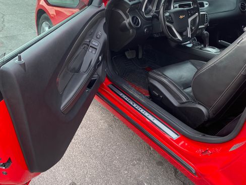 Used 2015 Chevrolet Camaro SS image 17