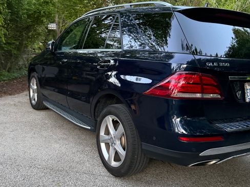 Used 2017 Mercedes-Benz GLE 350 4MATIC image 4