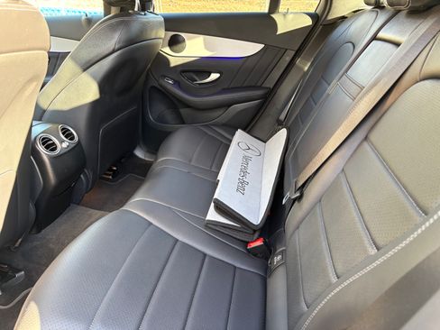 Used 2021 Mercedes-Benz GLC 300 image 14