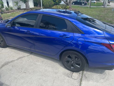 Used 2023 Hyundai Elantra SEL image 9