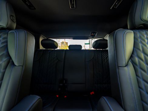 Used 2025 Cadillac Escalade IQ Sport 1 w/ LPO, ONYX Package image 14