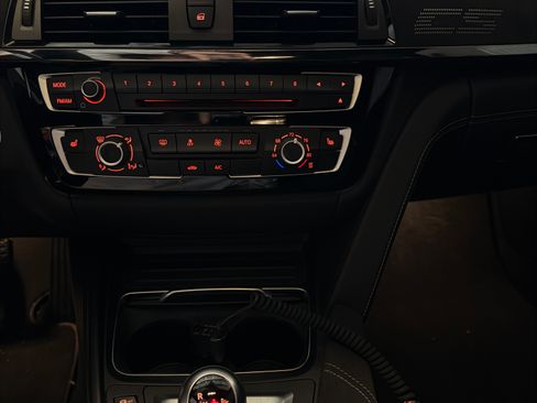 Used 2019 BMW M4 CS w/ Executive Package image 10