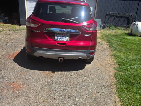 Used 2015 Ford Escape Titanium w/ Equipment Group 301A AWD/4WD image 4