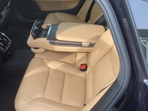 Used 2022 Volvo S90 B6 Inscription image 10