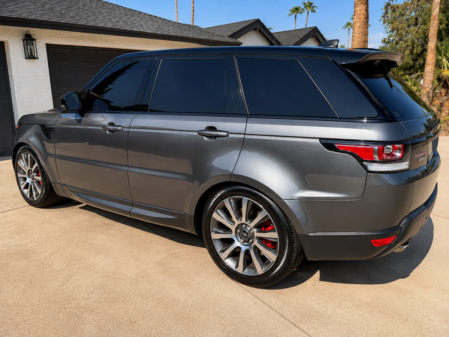 Used 2017 Land Rover Range Rover Sport AWD/4WD image 4