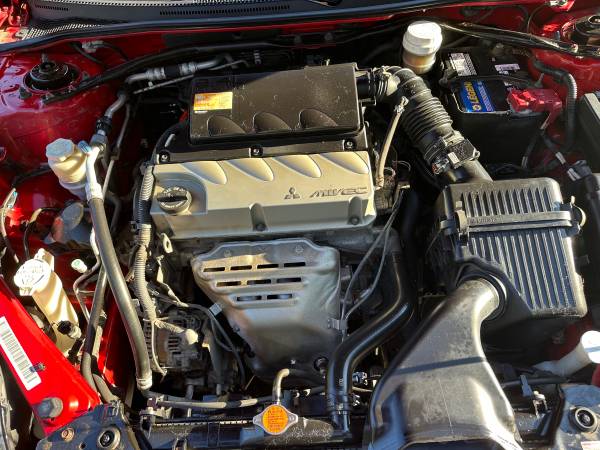 Used 2007 Mitsubishi Eclipse GS FWD image 12