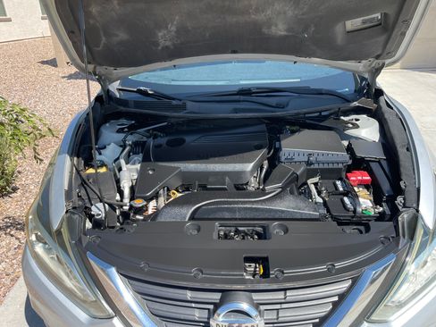 Used 2016 Nissan Altima 2.5 S w/ Power Driver Seat Package FWD image 6
