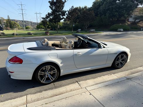 Used 2009 BMW 650i Convertible RWD image 4