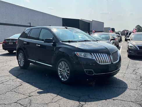 Used 2011 Lincoln MKX AWD w/ 102A Rapid Spec Order Code image 5