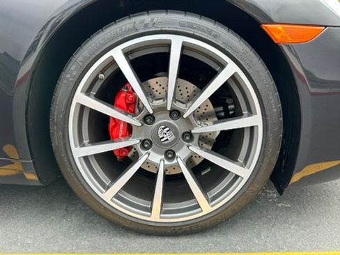 Used 2012 Porsche 911 Carrera RWD image 27