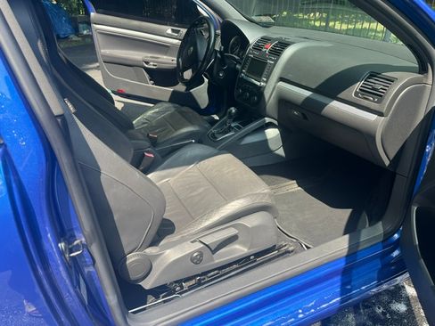 Used 2008 Volkswagen R32 AWD/4WD image 10