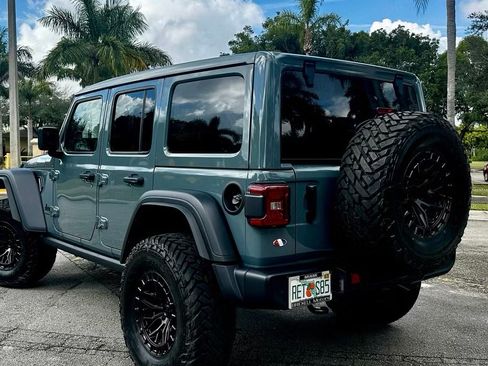 Used 2024 Jeep Wrangler Unlimited Sport AWD/4WD image 5