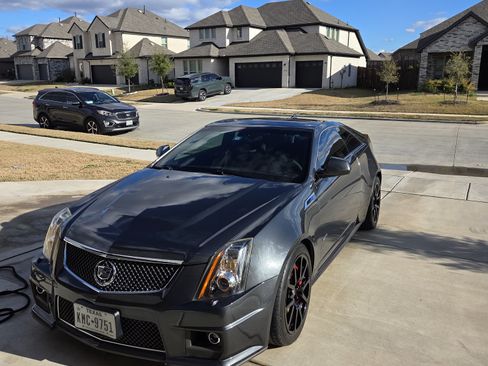 Used 2015 Cadillac CTS V image 2