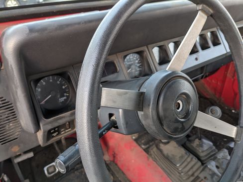 Used 1992 Jeep Wrangler 4WD image 11