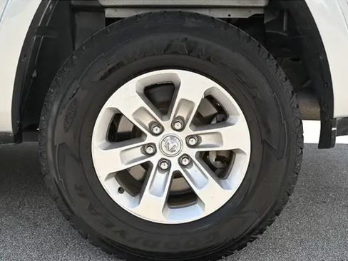 Used 2020 RAM 1500 Laramie image 6