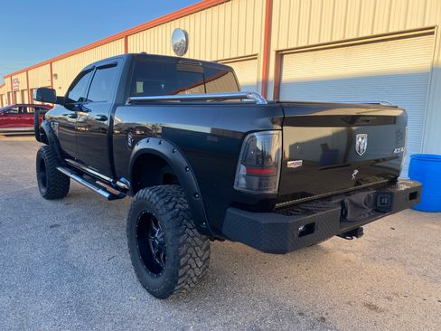 Used 2010 Dodge Ram 2500 Truck Laramie w/ Chrome Accents Group image 4