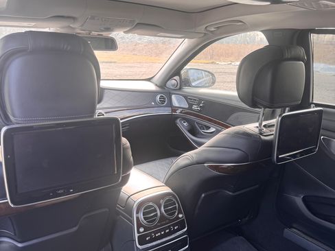 Used 2016 Mercedes-Benz Maybach S 600 image 11