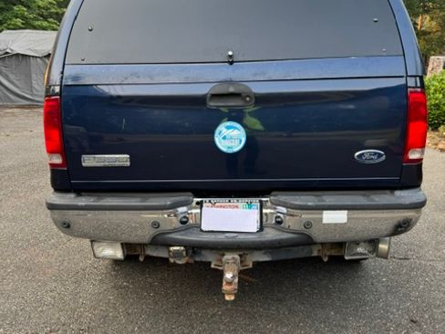 Used 2005 Ford F350 Lariat AWD/4WD image 5