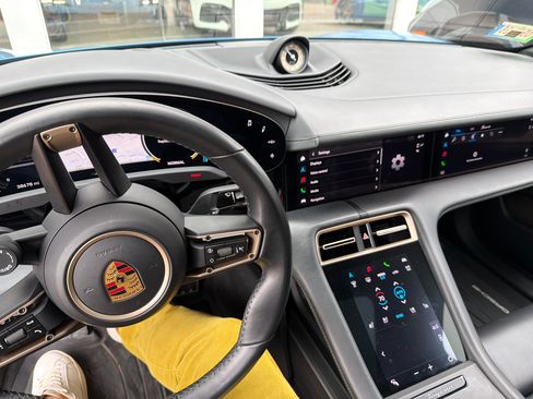 Used 2021 Porsche Taycan Turbo S image 6