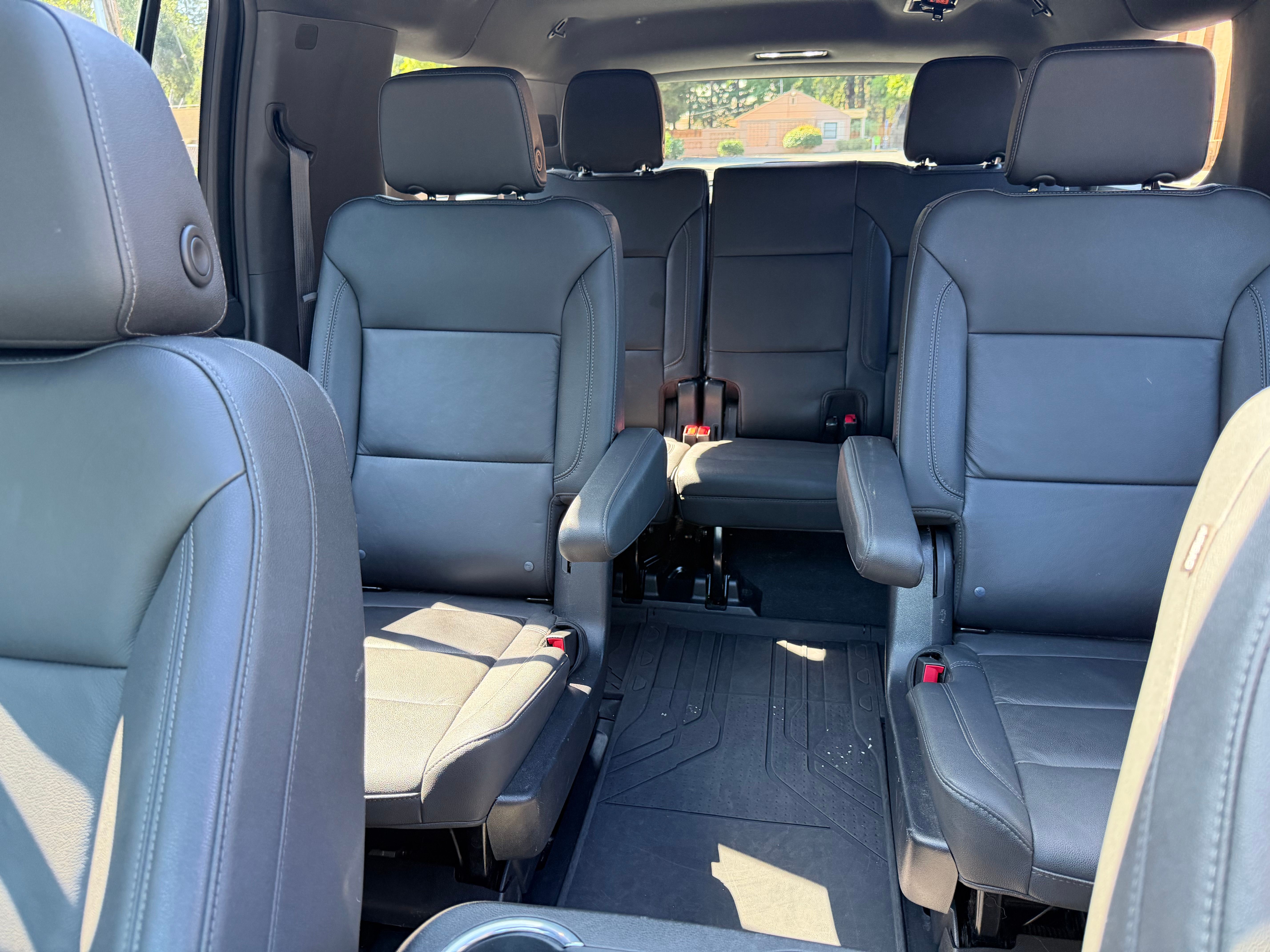 Used 2023 Chevrolet Suburban Z71 w/ Off-Road Capability Package AWD/4WD image 11