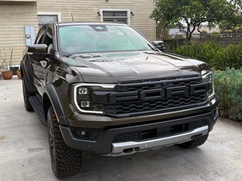 Used 2025 Ford Ranger Raptor image 4