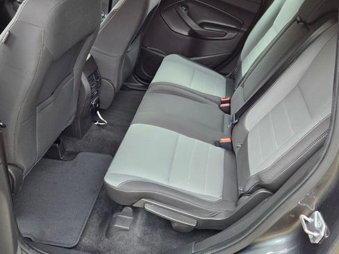 Used 2016 Ford C-MAX SE w/ Equipment Group 201A image 9