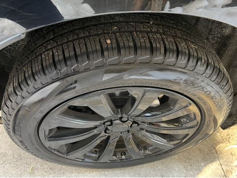 Used 2018 Land Rover Range Rover Velar R-Dynamic SE image 15